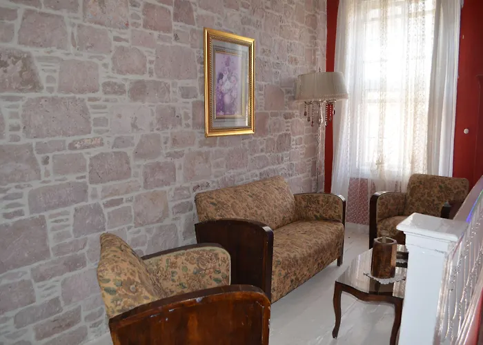 Cunda Adali Gasthof Ayvalı