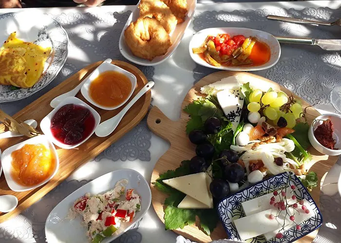 Cunda Adali Gasthof 3*