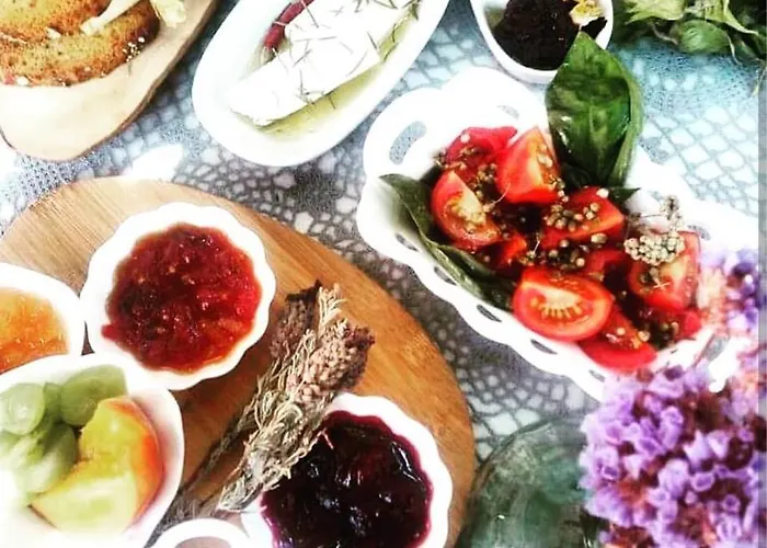 Cunda Adali Gasthof Ayvalı