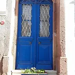 Pensión Cunda Adali 3*