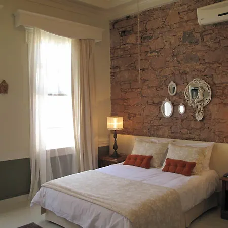 Cunda Adali Pensión 3*