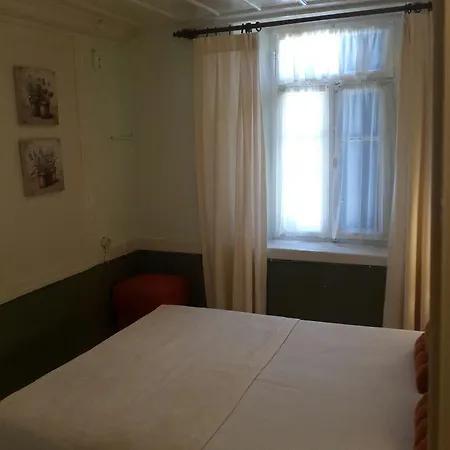 Pensión Cunda Adali Ayvalı