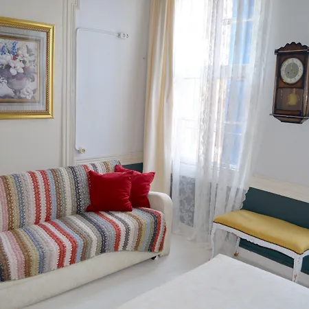 Cunda Adali Pensión Ayvalı