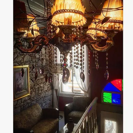 Pensión Cunda Adali Ayvalı